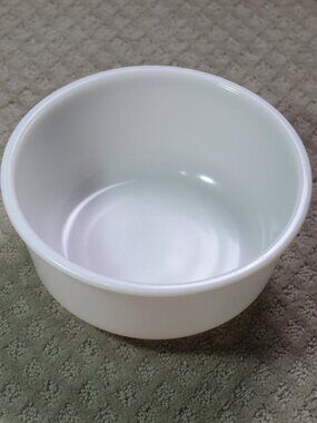 Vintage Heavy 9" White Milk Glass Mixing Bowl Pebble Bottom No Markings